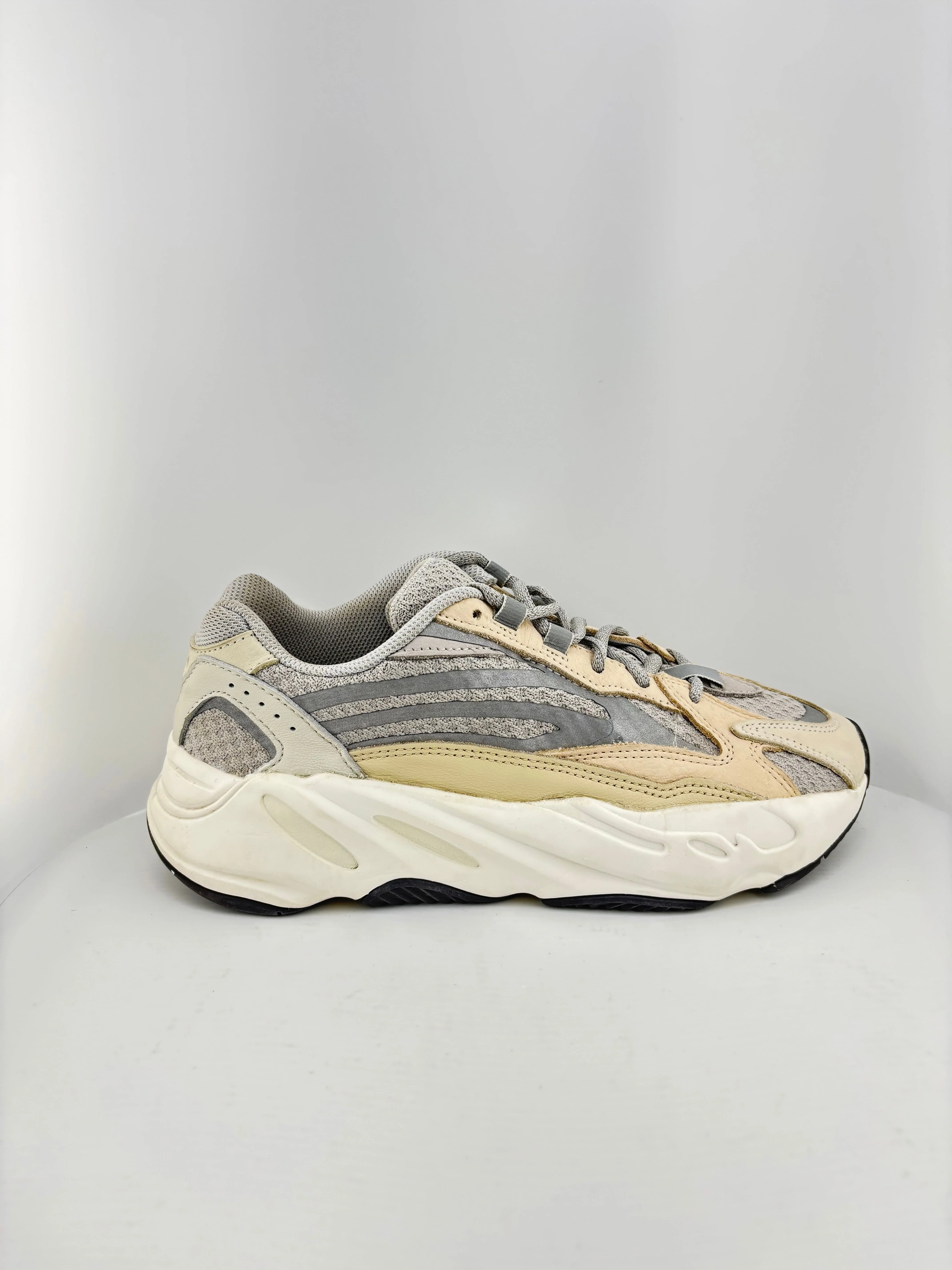 adidas Yeezy Boost 700 V2 Cream - Joey Sneakers